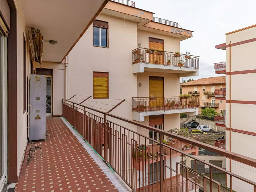 Immagine 16 di Appartamento in vendita  a Mascalucia