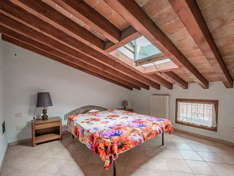 Immagine 31 di Casa indipendente in vendita  a Modena