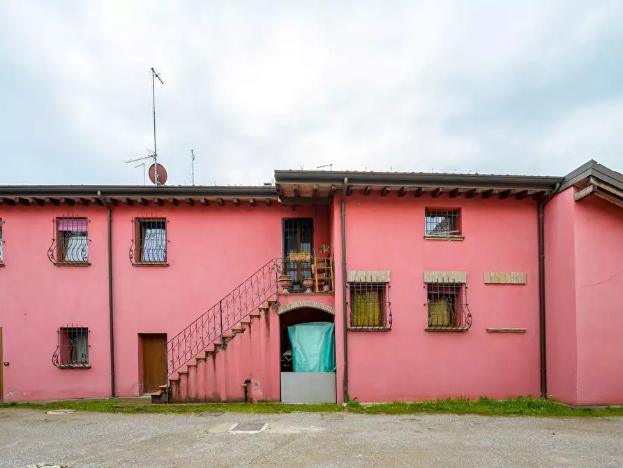 Immagine 3 di Casa indipendente in vendita  a Modena