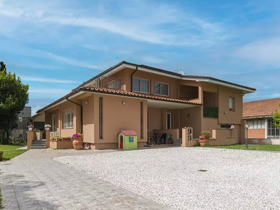 casa indipendente in vendita a Ponsacco
