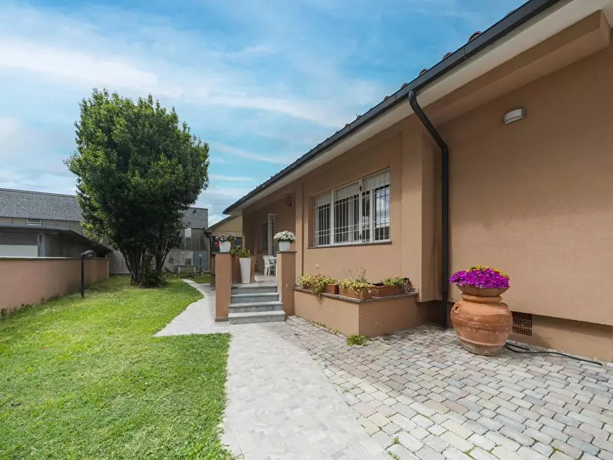 Immagine 8 di Casa indipendente in vendita  a Ponsacco