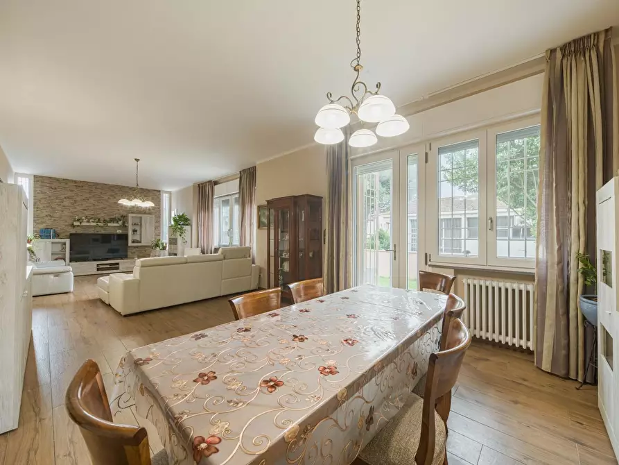 Immagine 2 di Casa indipendente in vendita  a Ponsacco