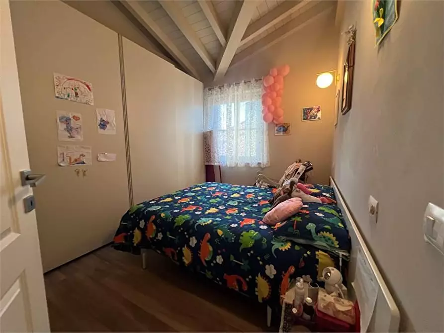 Immagine 12 di Appartamento in vendita  a Carrara