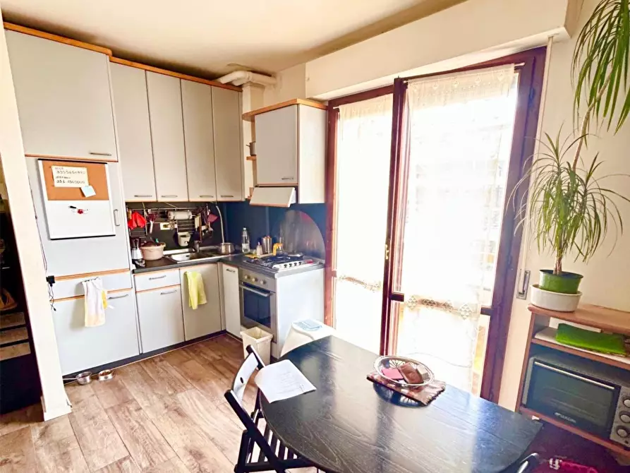 Immagine 3 di Appartamento in vendita  a Pisa