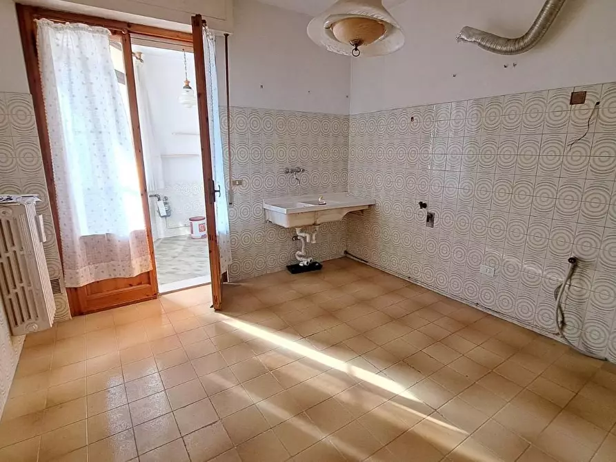 Immagine 6 di Appartamento in vendita  a Rosignano Marittimo