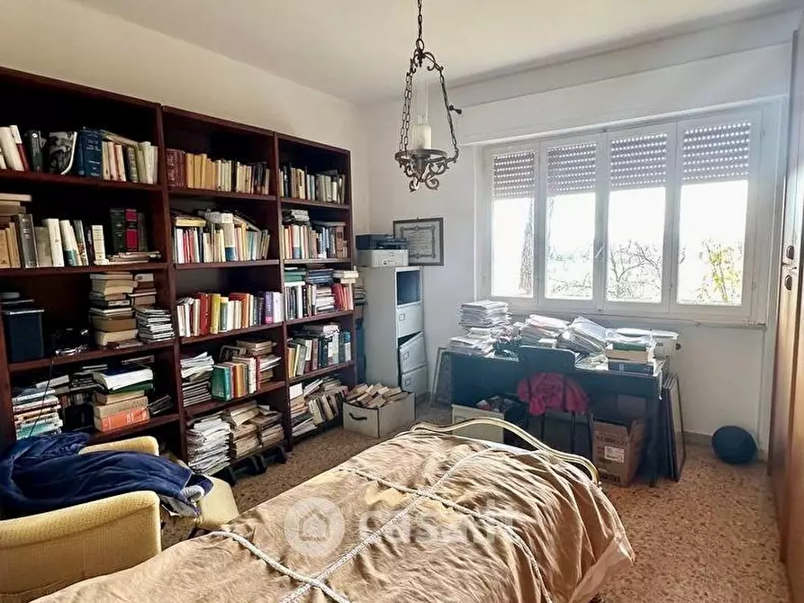 Immagine 12 di Appartamento in vendita  a Pisa