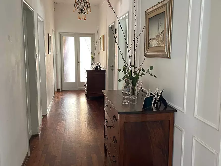 Immagine 14 di Casa bifamiliare in vendita  a Massa