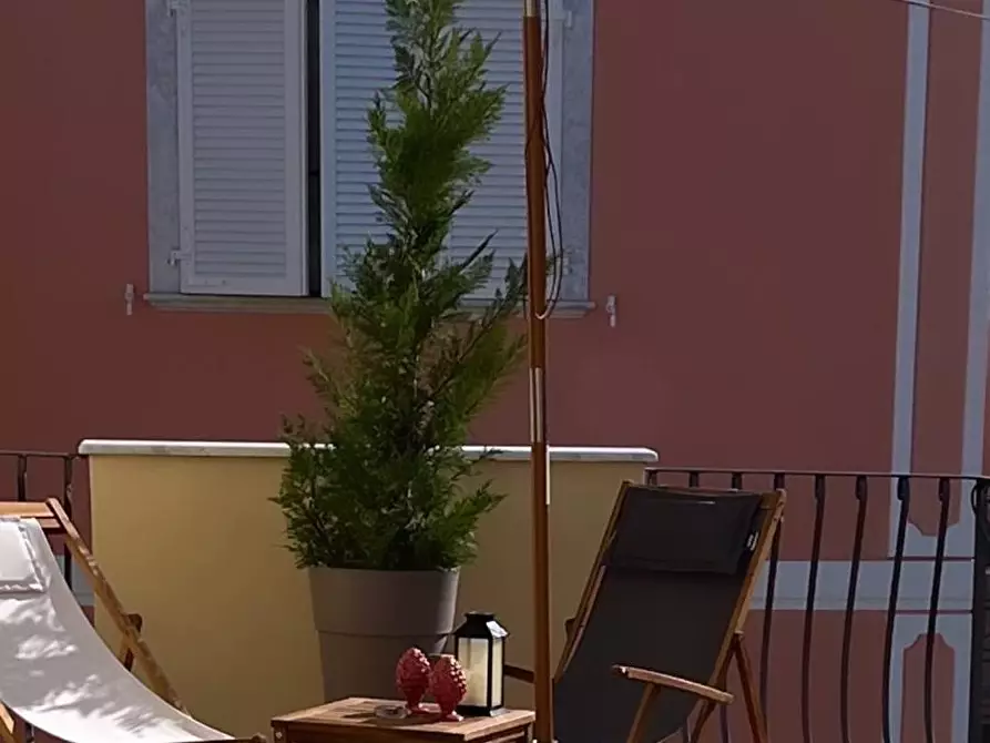 Immagine 8 di Casa bifamiliare in vendita  a Massa