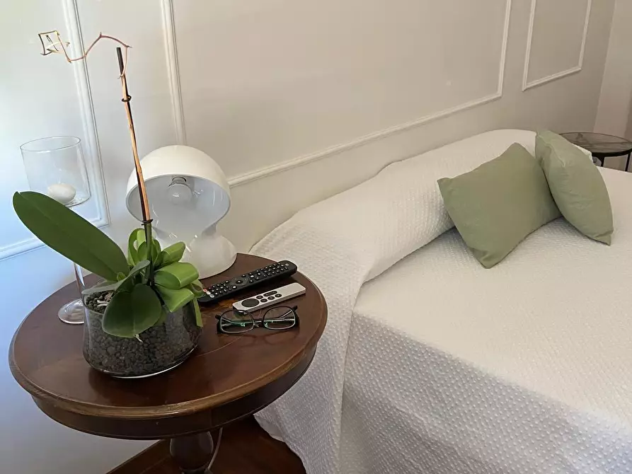 Immagine 19 di Casa bifamiliare in vendita  a Massa