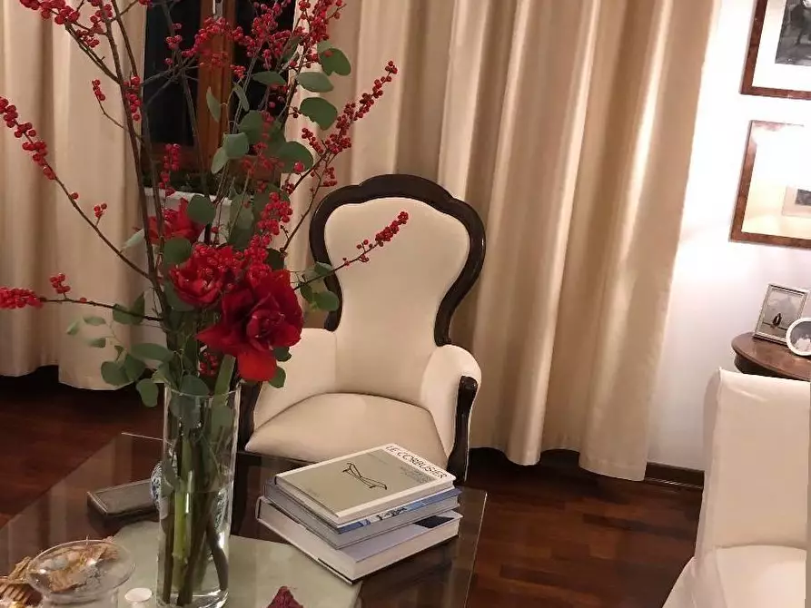 Immagine 6 di Casa bifamiliare in vendita  a Massa