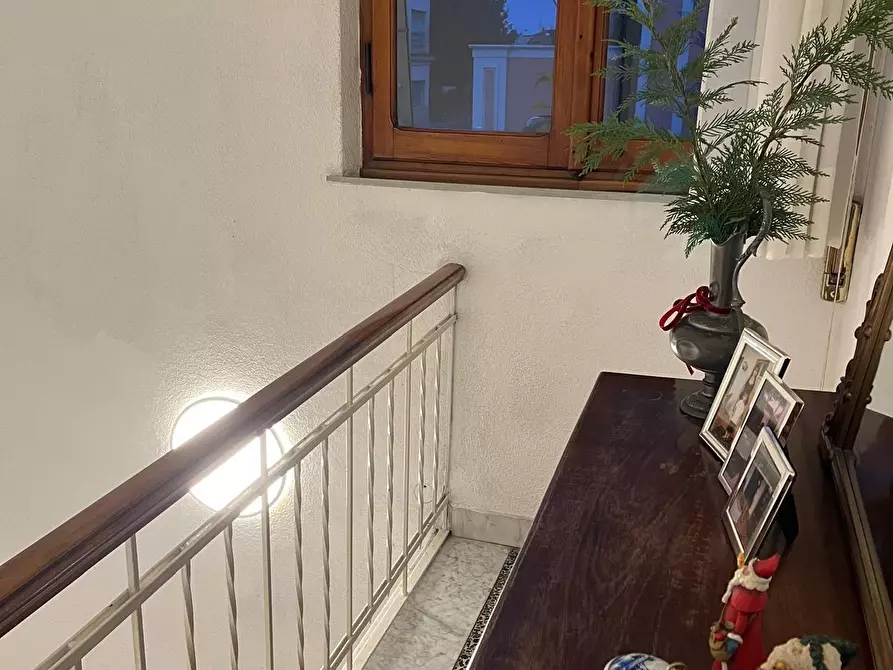 Immagine 21 di Casa bifamiliare in vendita  a Massa