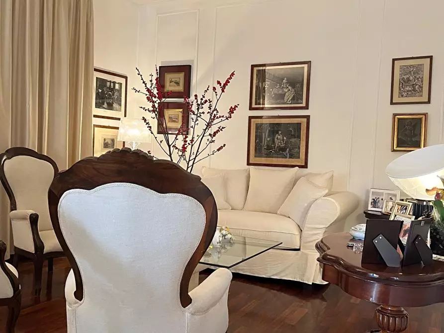 Immagine 7 di Casa bifamiliare in vendita  a Massa