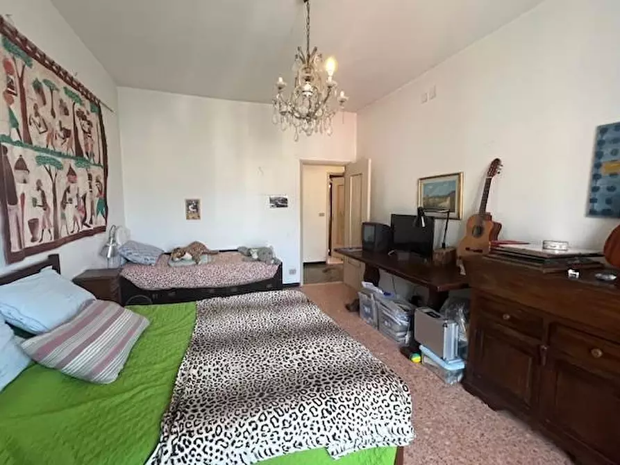 Immagine 14 di Appartamento in vendita  a Massa