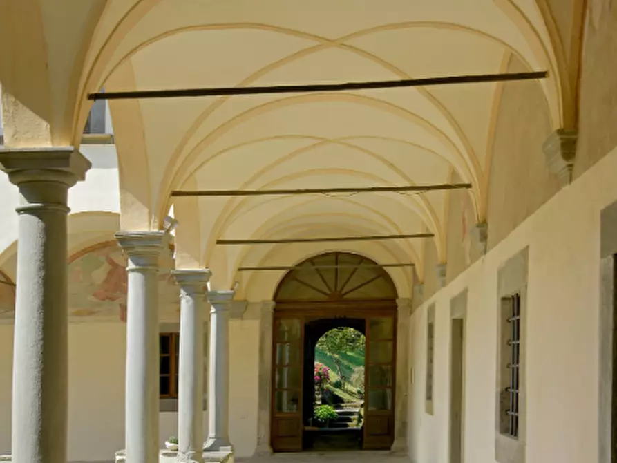 Immagine 46 di Immobile di prestigio in vendita  a Fivizzano