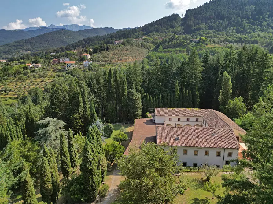 Immagine 5 di Immobile di prestigio in vendita  a Fivizzano