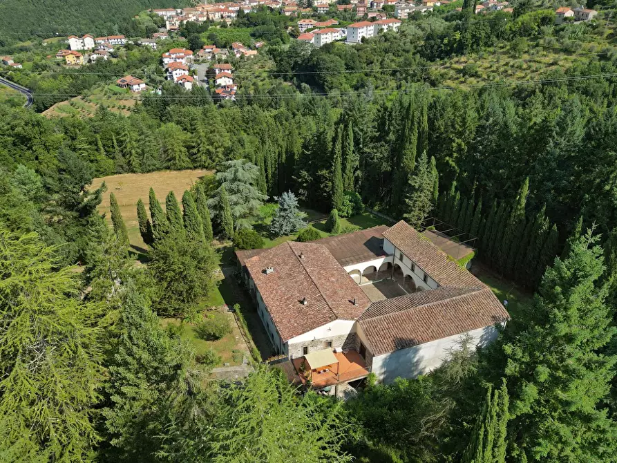 Immagine 6 di Immobile di prestigio in vendita  a Fivizzano