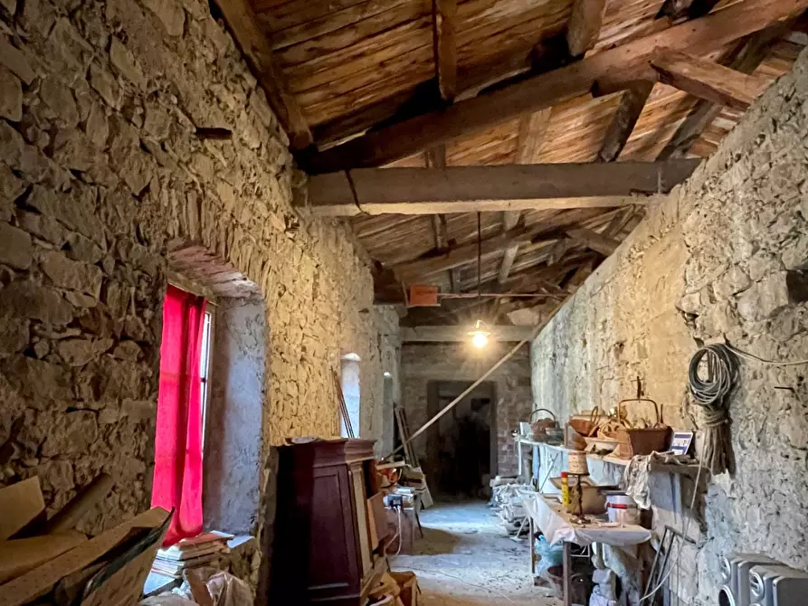 Immagine 67 di Immobile di prestigio in vendita  a Fivizzano