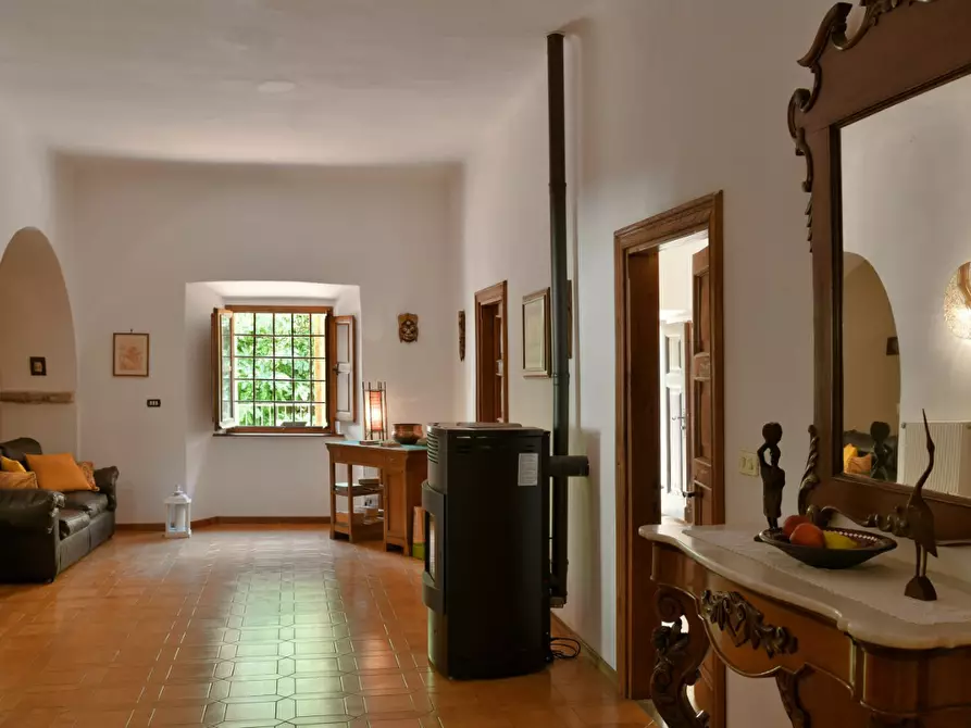 Immagine 59 di Immobile di prestigio in vendita  a Fivizzano