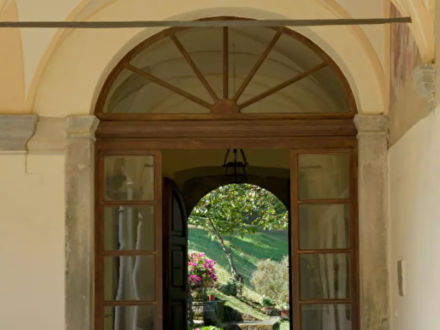 Immagine 47 di Immobile di prestigio in vendita  a Fivizzano