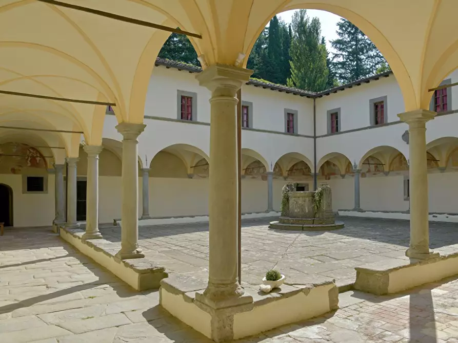 Immagine 12 di Immobile di prestigio in vendita  a Fivizzano