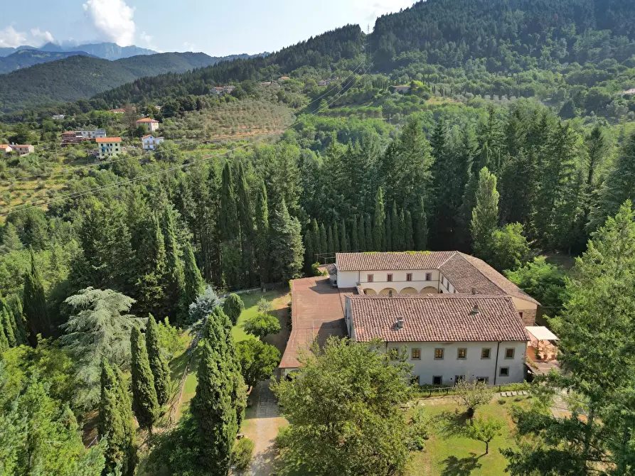 Immagine 80 di Immobile di prestigio in vendita  a Fivizzano