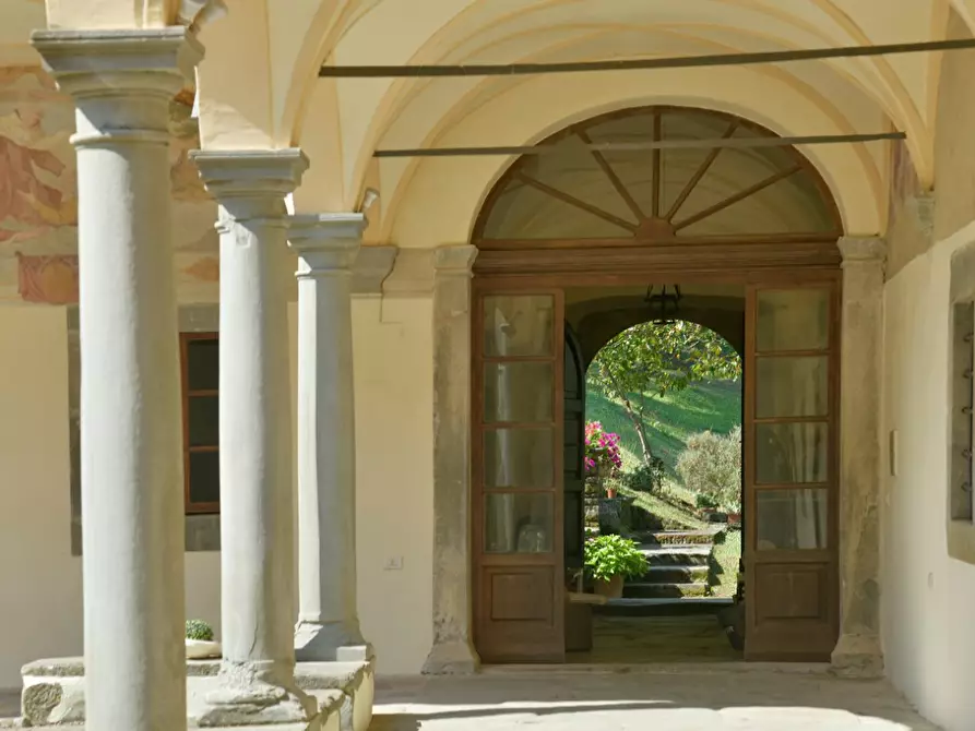 Immagine 40 di Immobile di prestigio in vendita  a Fivizzano