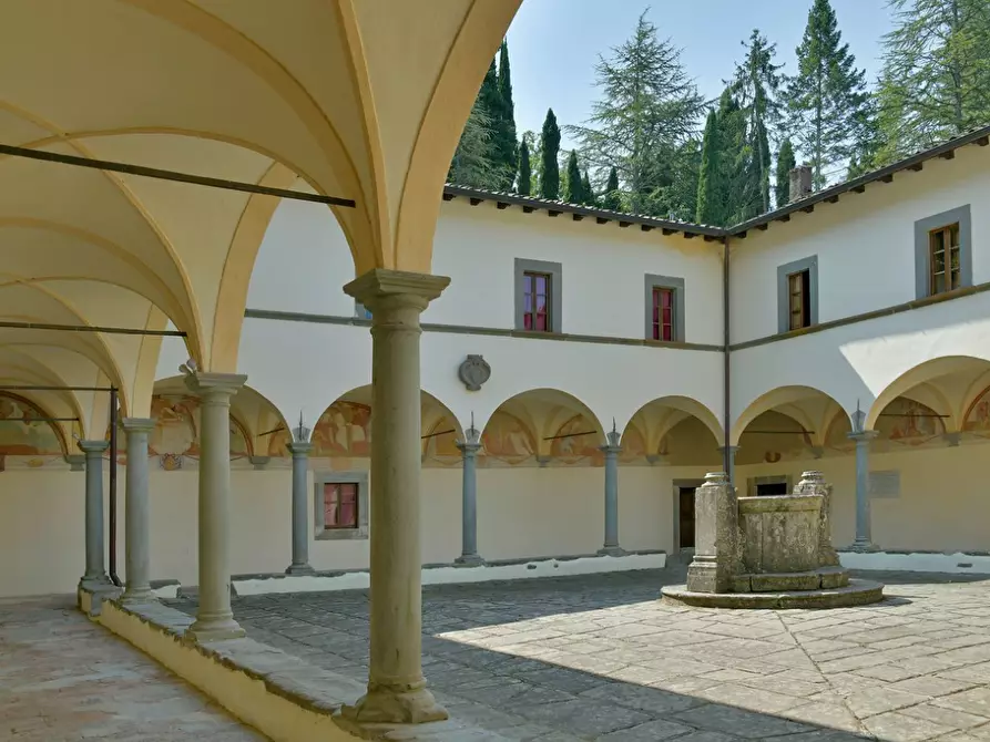 Immagine 39 di Immobile di prestigio in vendita  a Fivizzano