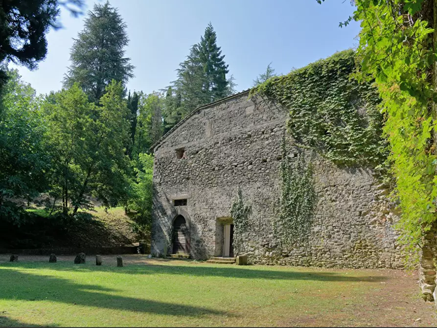 Immagine 70 di Immobile di prestigio in vendita  a Fivizzano