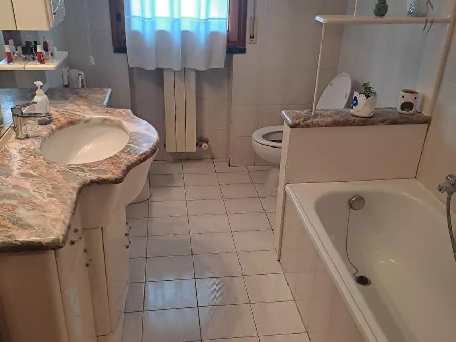 Immagine 14 di Appartamento in vendita  a Ponsacco