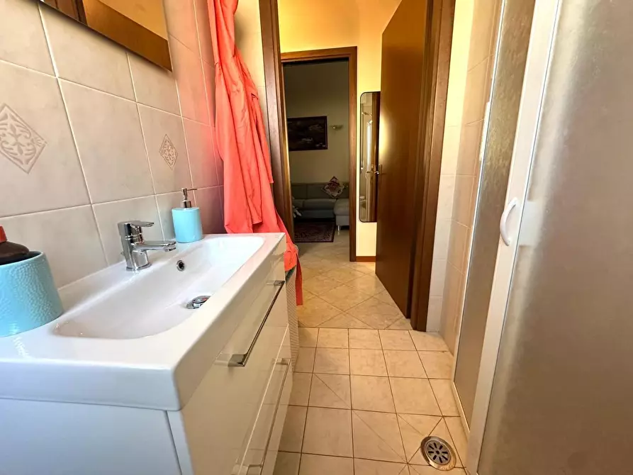 Immagine 17 di Appartamento in vendita  a Empoli