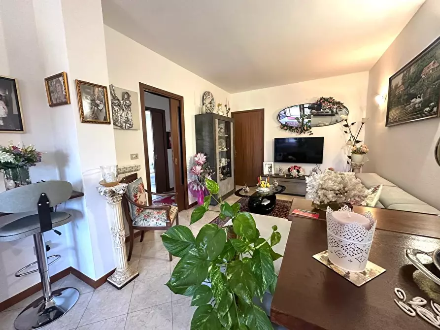 Immagine 9 di Appartamento in vendita  a Empoli