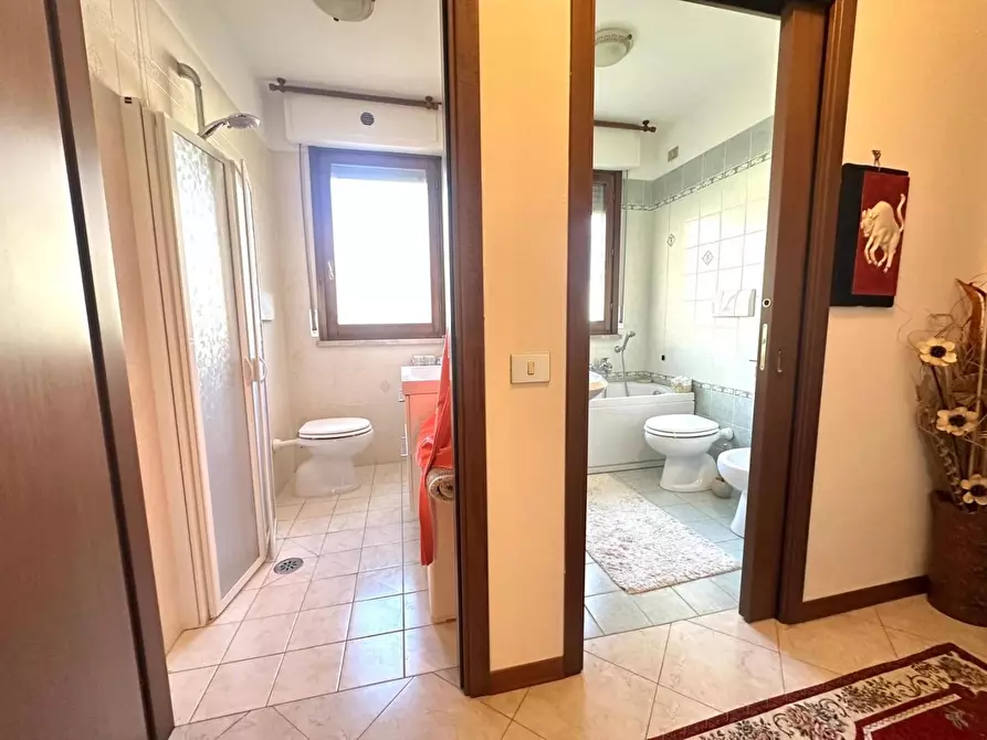 Immagine 18 di Appartamento in vendita  a Empoli