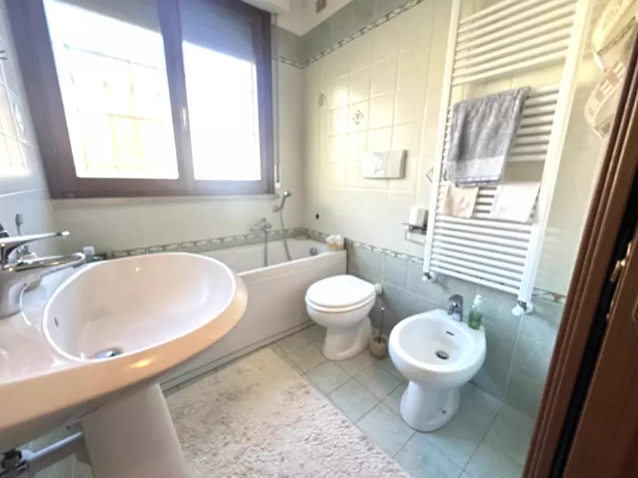 Immagine 27 di Appartamento in vendita  a Empoli