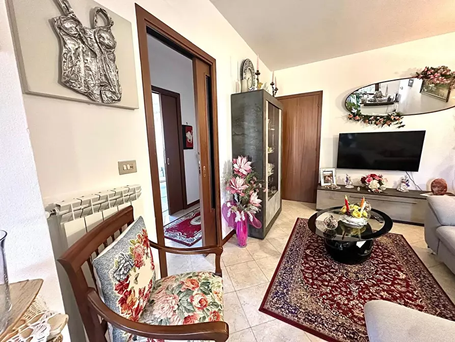 Immagine 2 di Appartamento in vendita  a Empoli