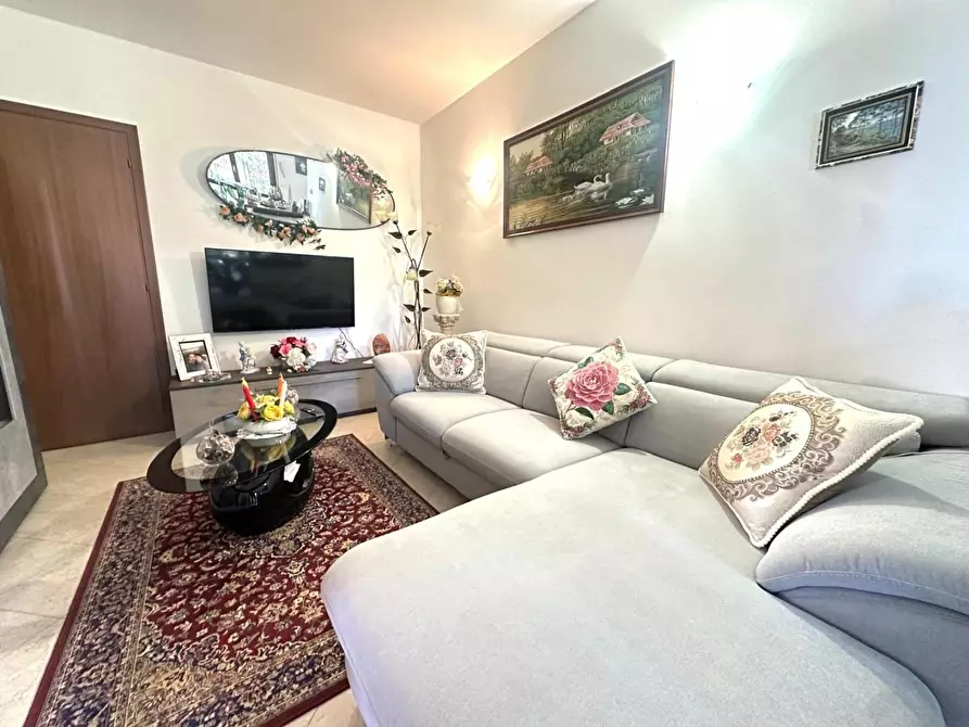 Immagine 12 di Appartamento in vendita  a Empoli