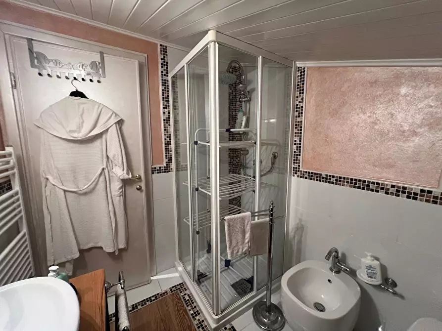 Immagine 46 di Appartamento in vendita  a Livorno