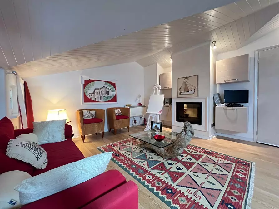 Immagine 30 di Appartamento in vendita  a Livorno