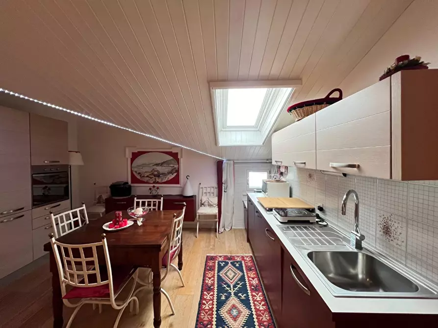 Immagine 33 di Appartamento in vendita  a Livorno