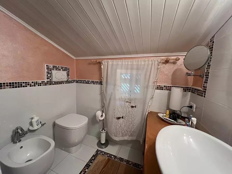 Immagine 44 di Appartamento in vendita  a Livorno