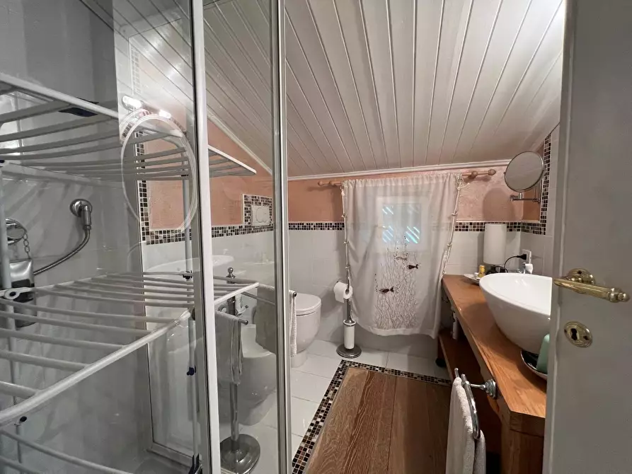 Immagine 40 di Appartamento in vendita  a Livorno