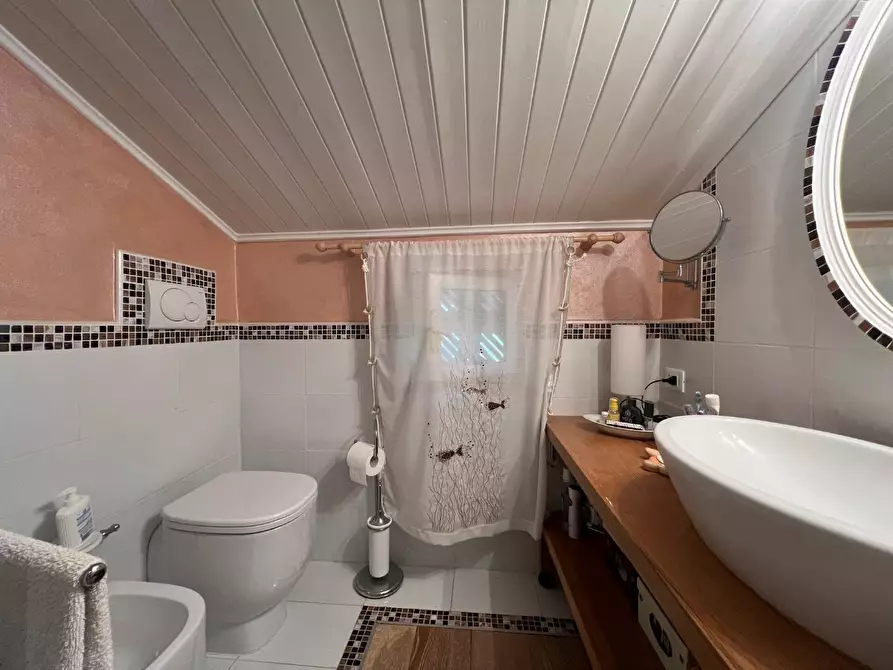 Immagine 39 di Appartamento in vendita  a Livorno