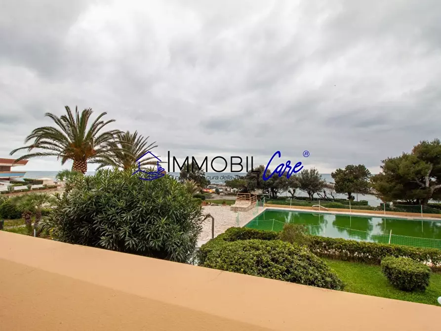 Immagine 22 di Appartamento in vendita  a Livorno