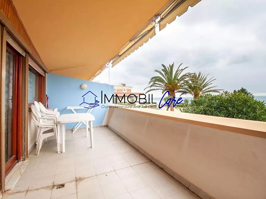 Immagine 1 di Appartamento in vendita  a Livorno