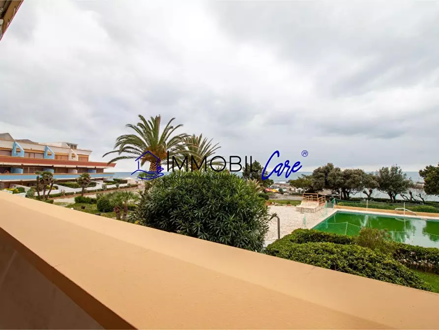 Immagine 8 di Appartamento in vendita  a Livorno