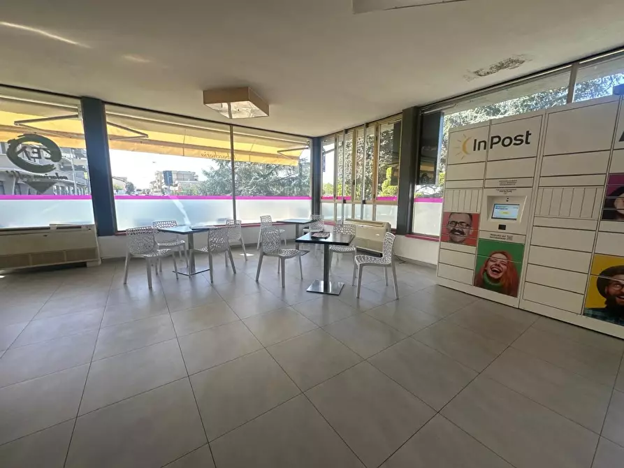 Immagine 13 di Locale commerciale in vendita  a Vinci