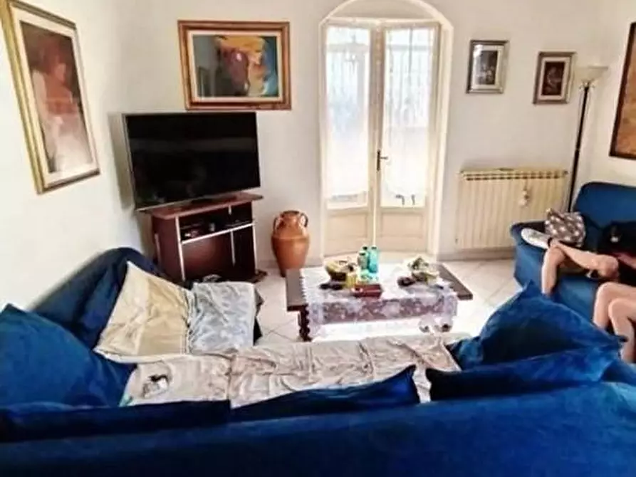 Immagine 15 di Casa indipendente in vendita  a Carrara