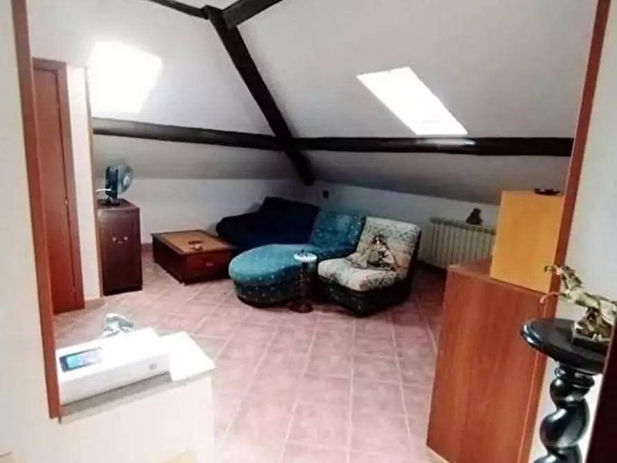 Immagine 16 di Casa indipendente in vendita  a Carrara