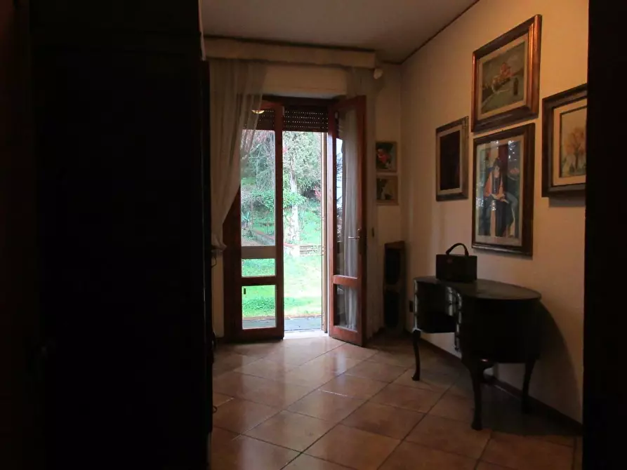 Immagine 6 di Villa in vendita  a Montelupo Fiorentino