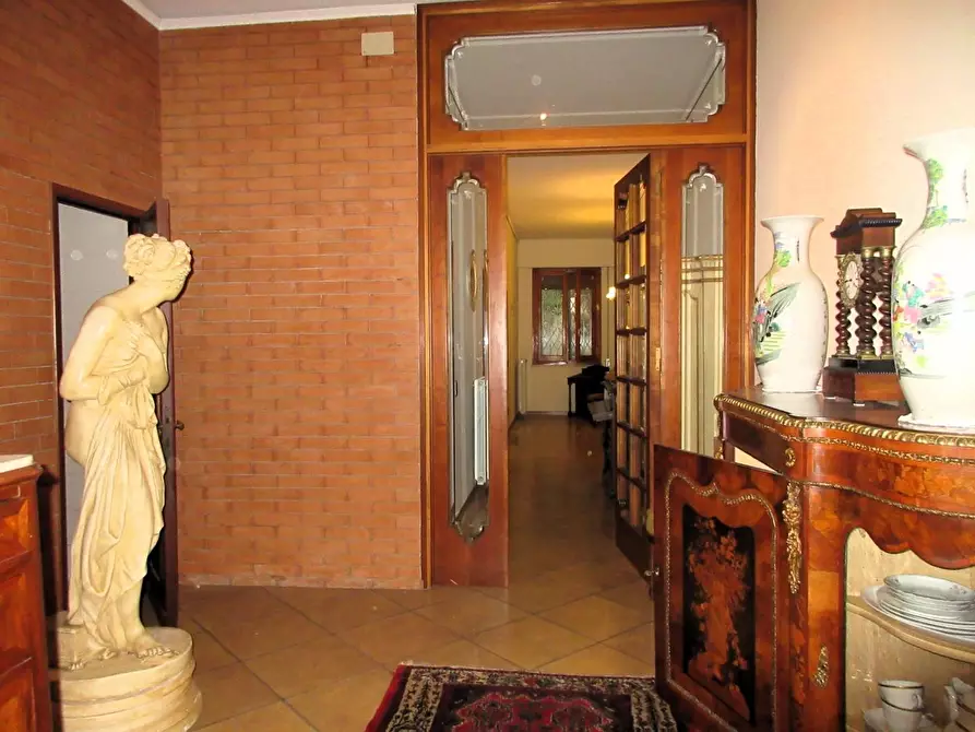 Immagine 3 di Villa in vendita  a Montelupo Fiorentino