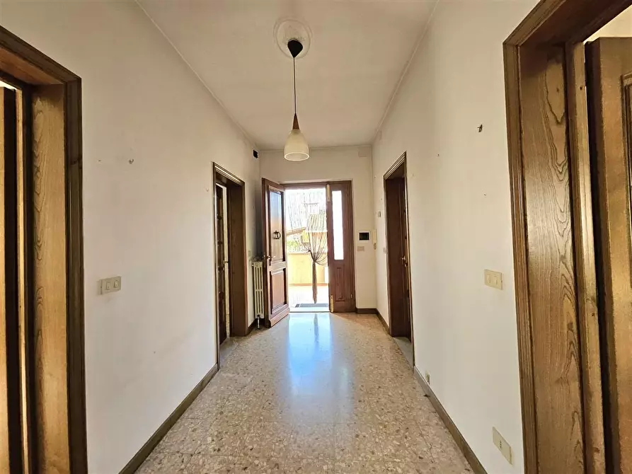 Immagine 12 di Casa bifamiliare in vendita  a Massa